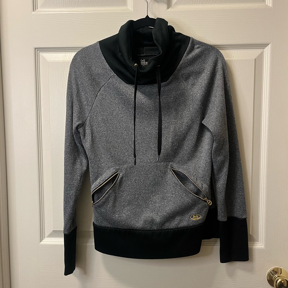 Under Armour Women’s Black and‎ Heather Gray Sweatshirt with funnel neck Sz Sm